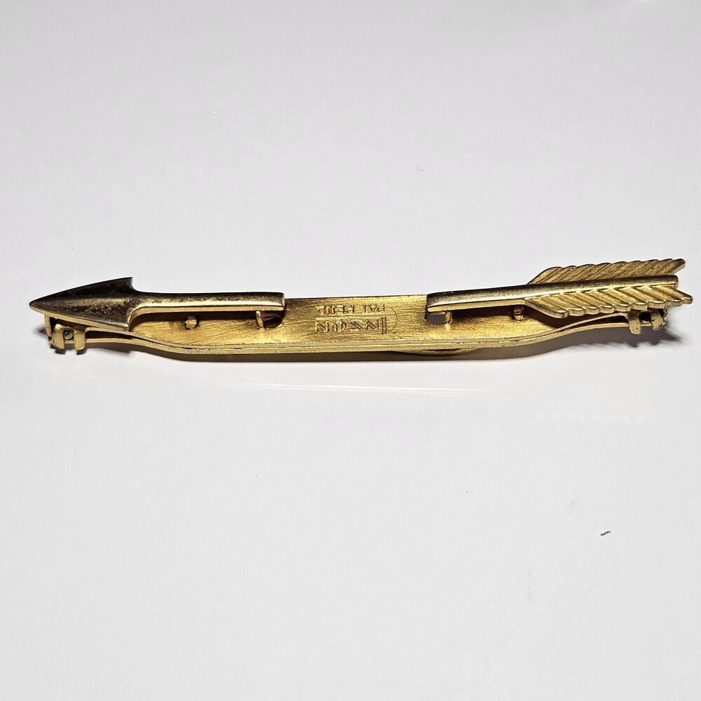 Arrow Vintage Folding Anson Large Tie Bar Clip Archery Gold Tone Bow